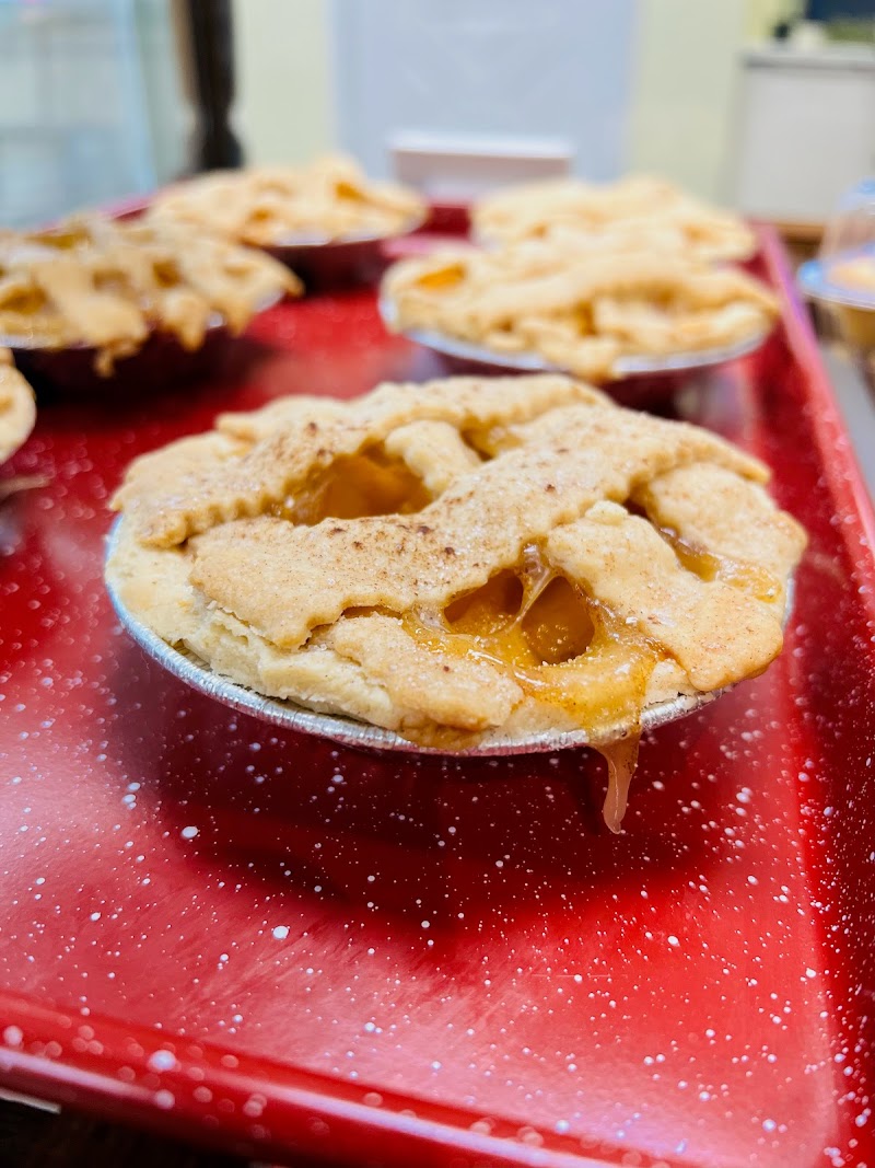 Auntie Em’s Farm Fresh Pies photo 4