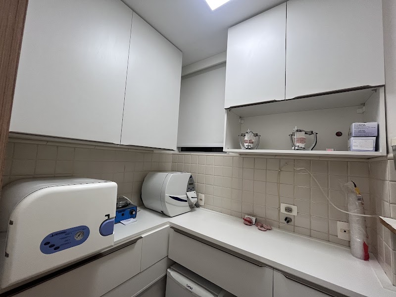 Dra. Claudia Schiffler/Implante Dental - foto 5