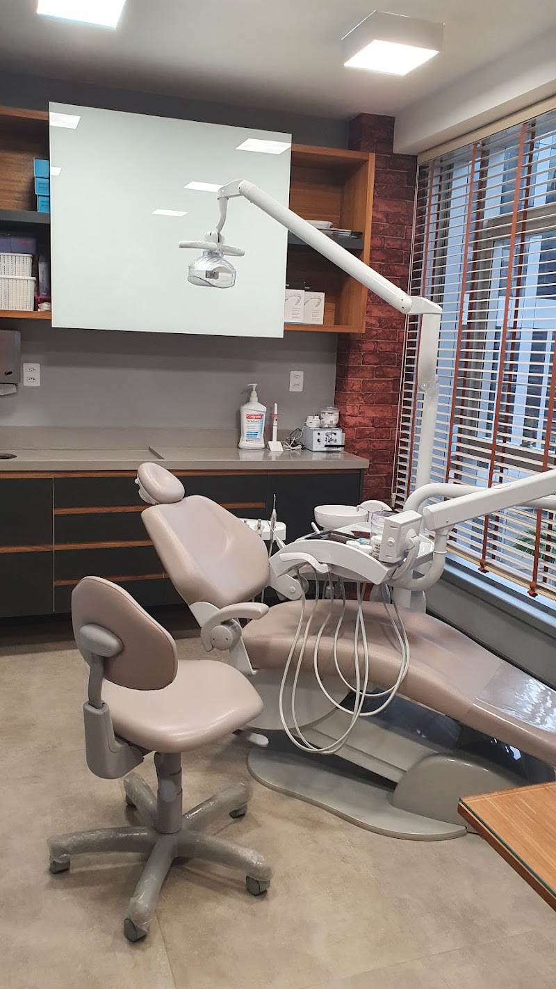 Dra. Camila Guimarães Odontologia Invisalign Barra da Tijuca Rio de Janeiro