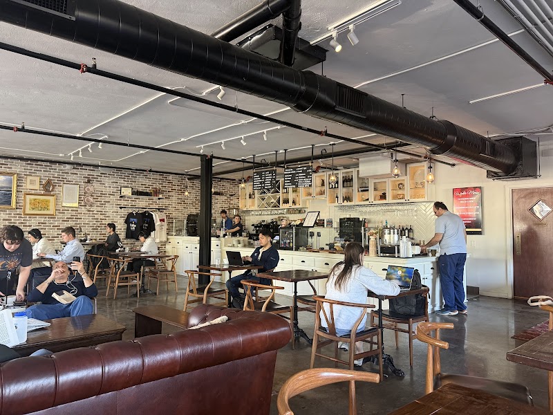 Pavon Coffee Den photo 2