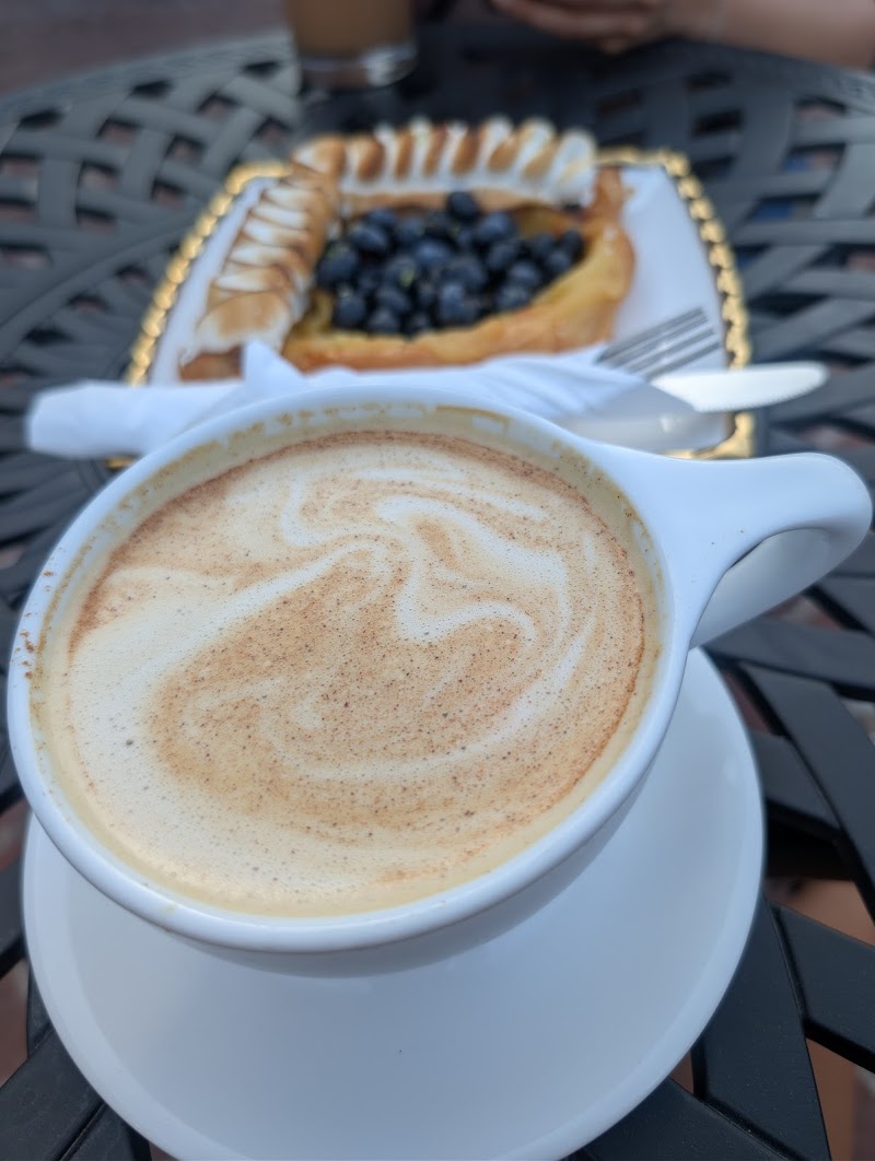 Pavon Coffee Den photo 4