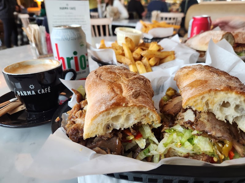 Parma Café Laval photo 4