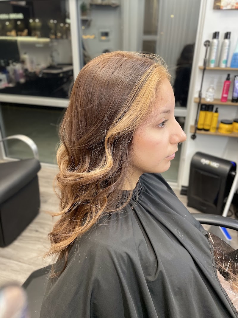 Bella's Beauty Studio