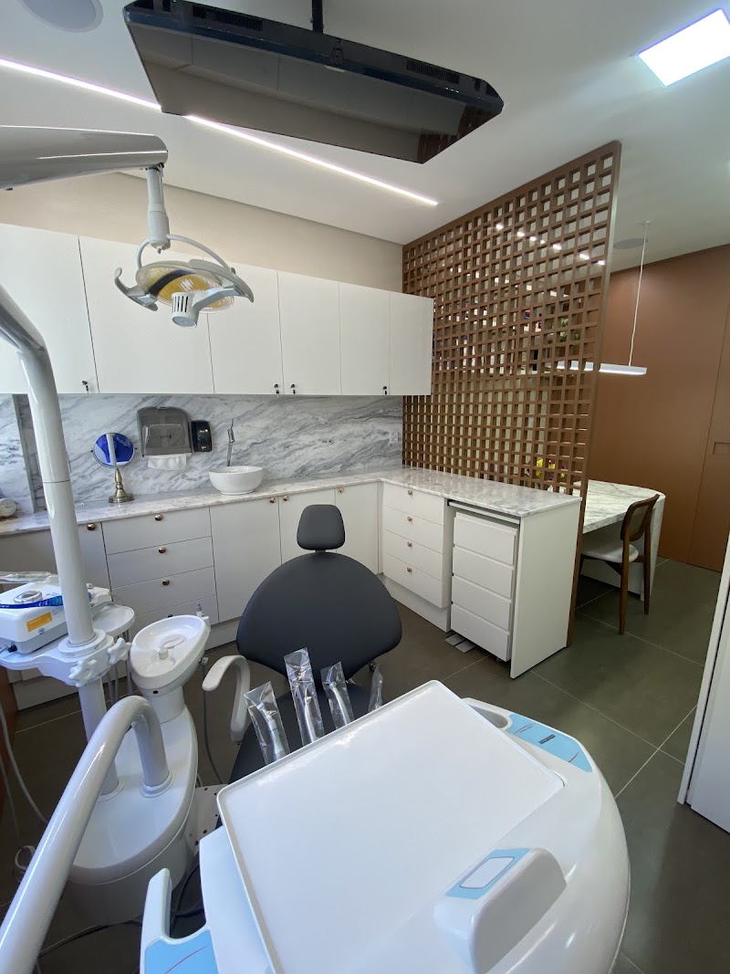 Dra Aline F Fogaça Odontologia - foto 3
