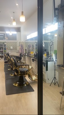 Kassim barber shop photo 2