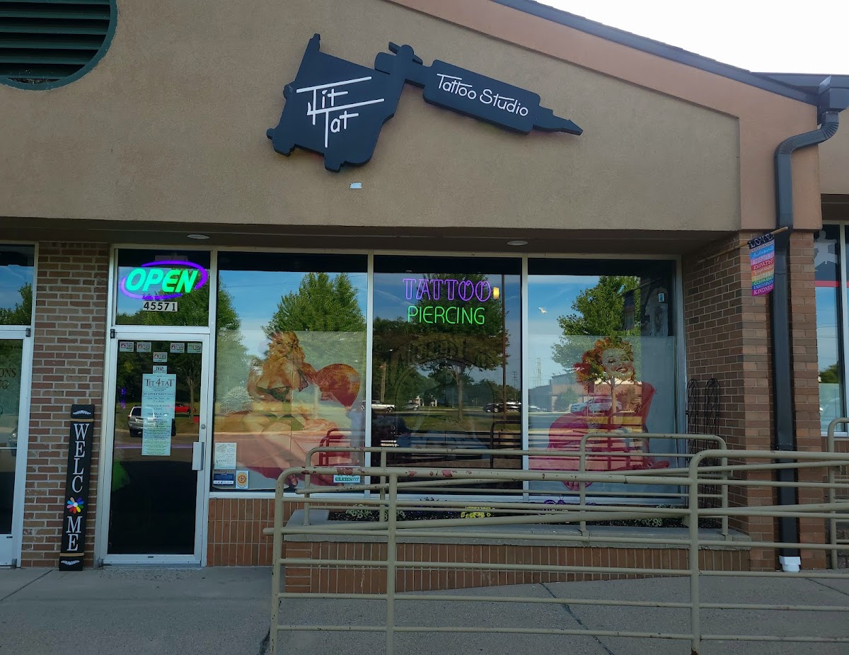 Tit 4 Tat Tattoo Studio Inc. tattoo work — photo 2