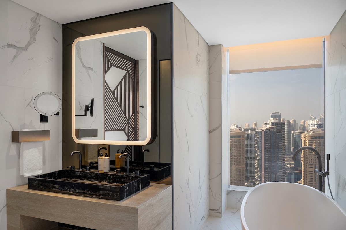 SO/ Uptown Dubai 4