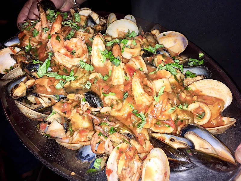 Brusco's Italian Restaurant & Pizzeria photo 4