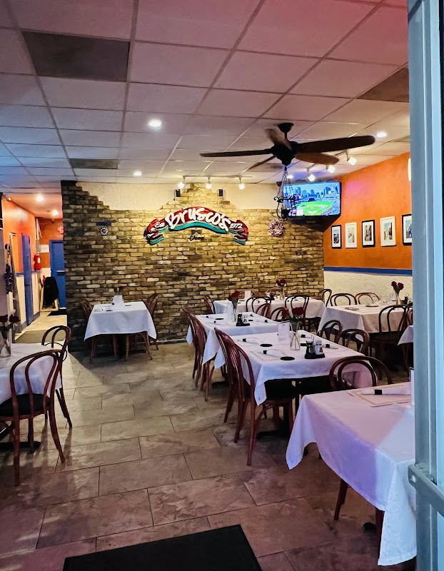Brusco's Italian Restaurant & Pizzeria photo 5
