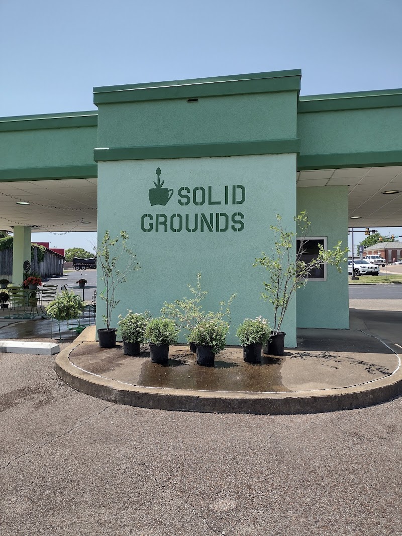 SOLID GROUNDS photo 1