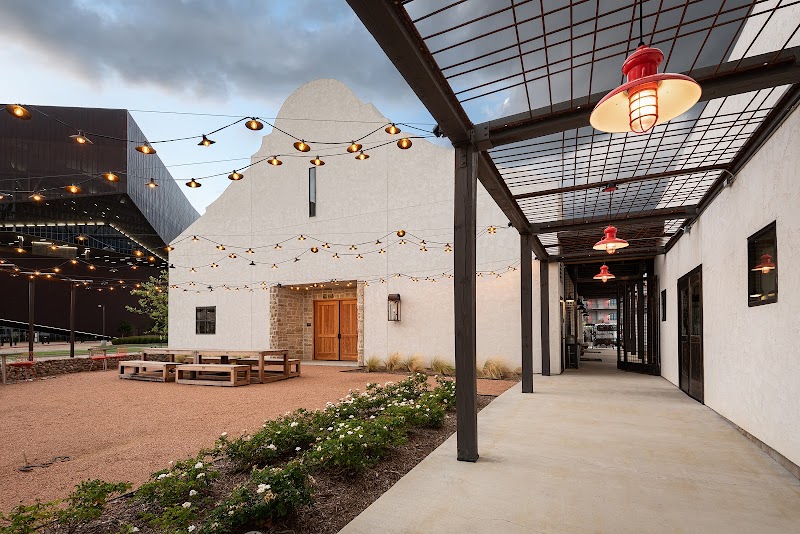 Texican Court, Valencia Hotel Collection photo 7