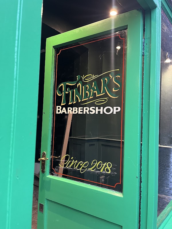 FINBAR’S BARBERSHOP