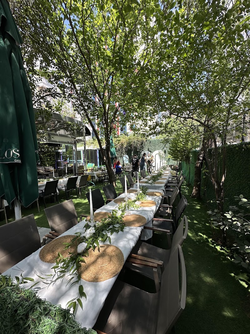 Loss Garden Cafe & Restaurant - Maltepe Restoran