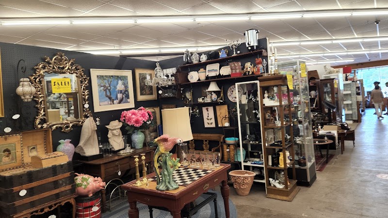 Newburgh Vintage Emporium photo 2