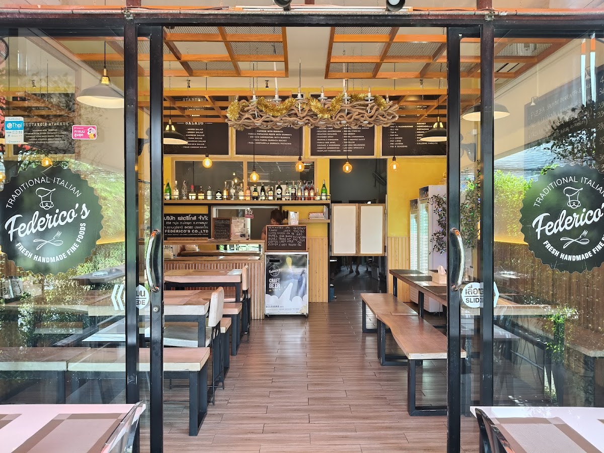 Federico's - Main view
