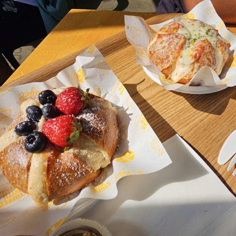 Calic Bagel photo 3