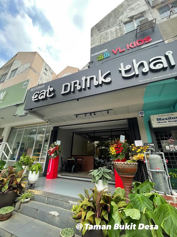 Eat Drink Thai - Photo 1