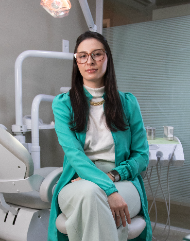 Dra. Areska Berti - Cirurgiã Dentista e Especialista em Endodontia - foto 2