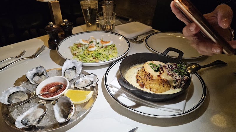 Rothwell’s Bar & Grill photo 6