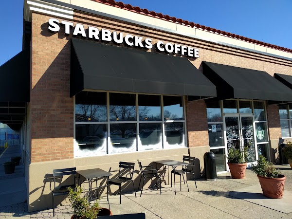 STARBUCKS #2633 exterior