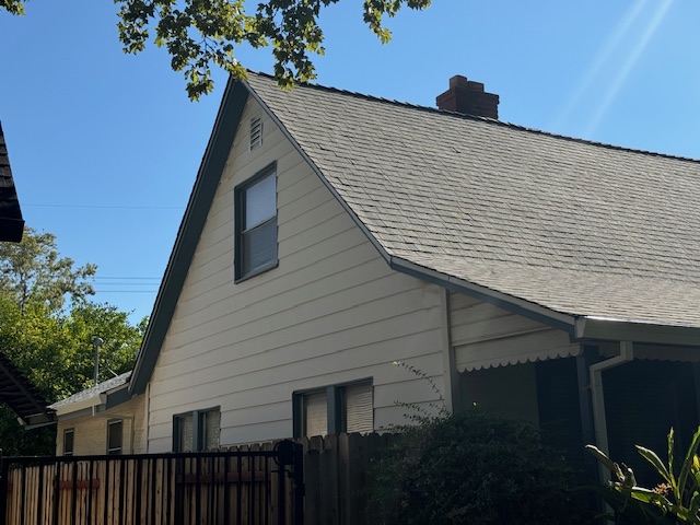 Los Reyes Roofing Inc photo 2