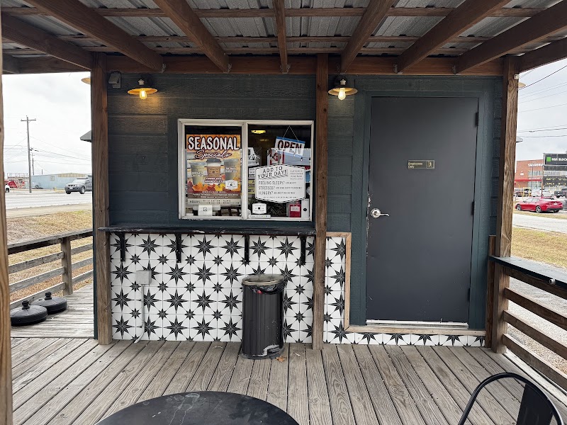 Lockhart's Daily Grind photo 1