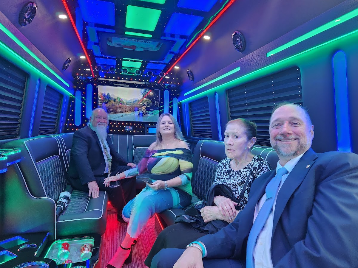 Classic Car Service - Limo Service in Philadelphia, Philadelphia Limousine, Philadelphia Airport Limo Service: Google Places image 2