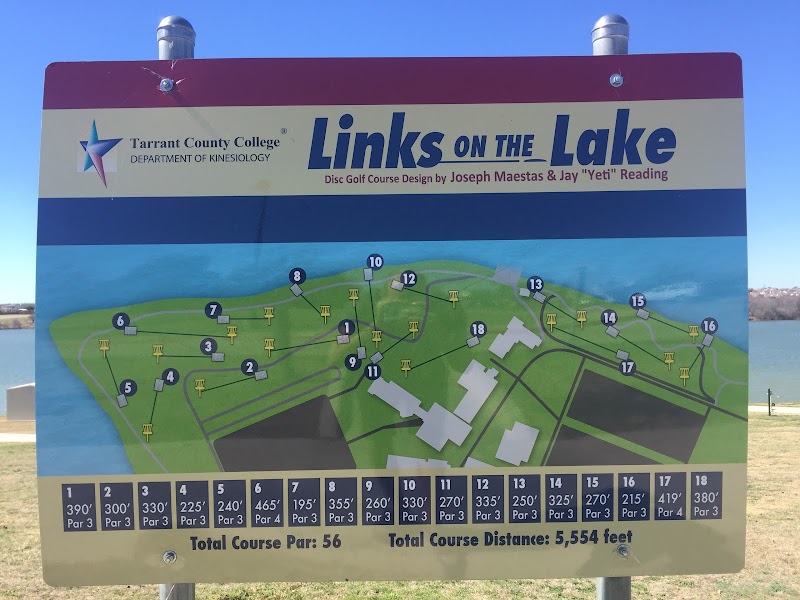 Links on the Lake Disc Golf Course photo 1