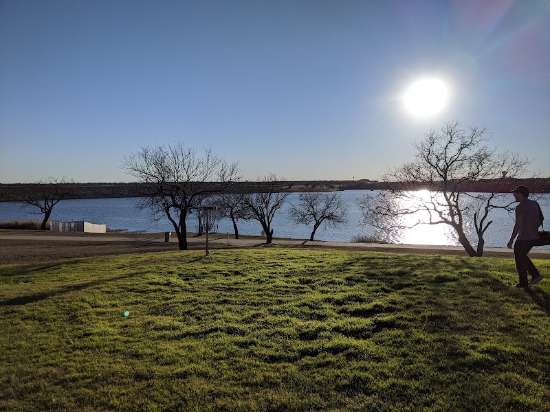 Links on the Lake Disc Golf Course photo 2