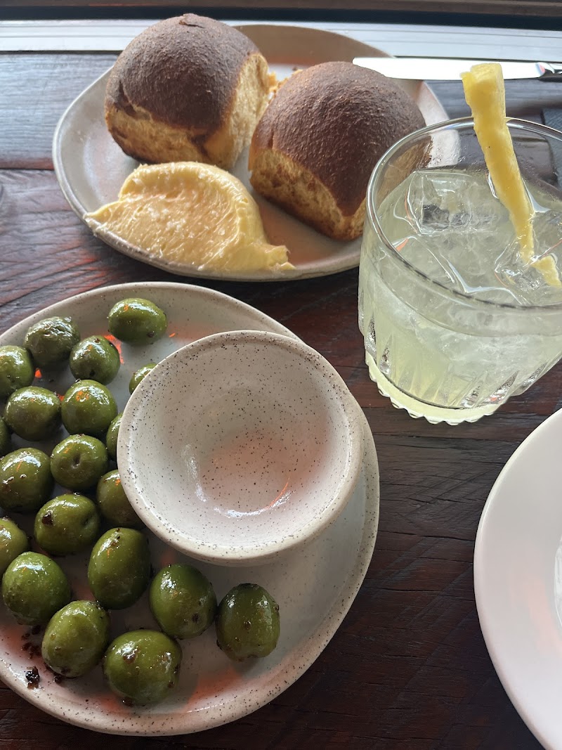 Roy's Restobar photo 1