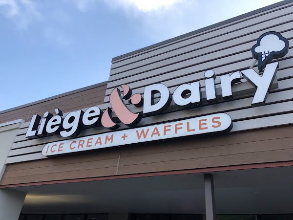 Photo by Robert Schweitzer