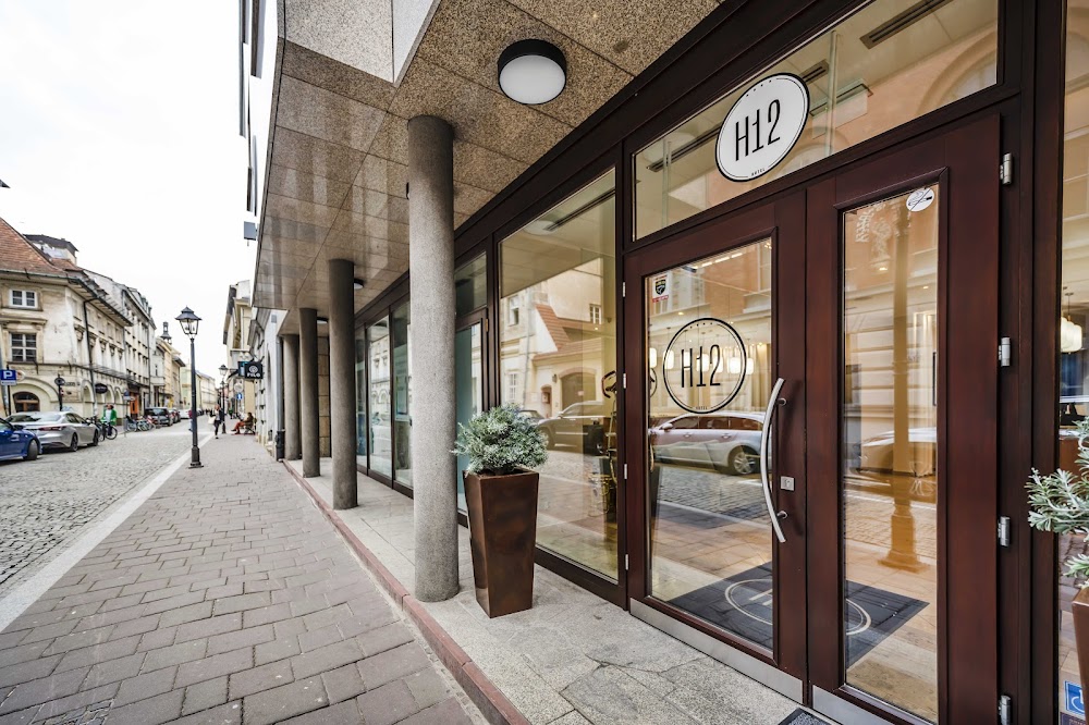 Hotel H12**** fotoğraf 1