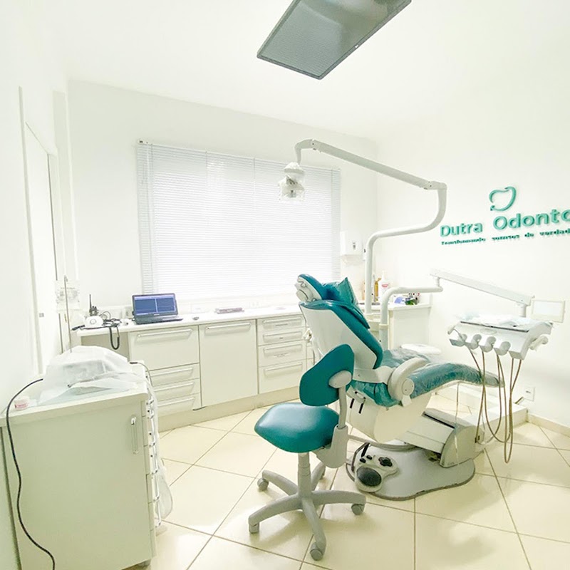 Clínica Dutra Odonto | Implante Dentário | Lente de contato dental | Santo Agostinho | Volta Redonda - RJ - foto 2