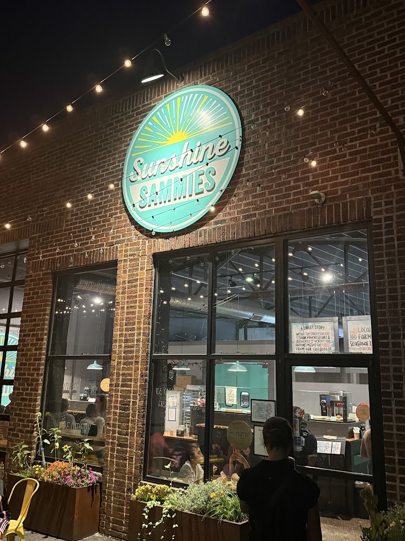 Sunshine Sammies photo 3