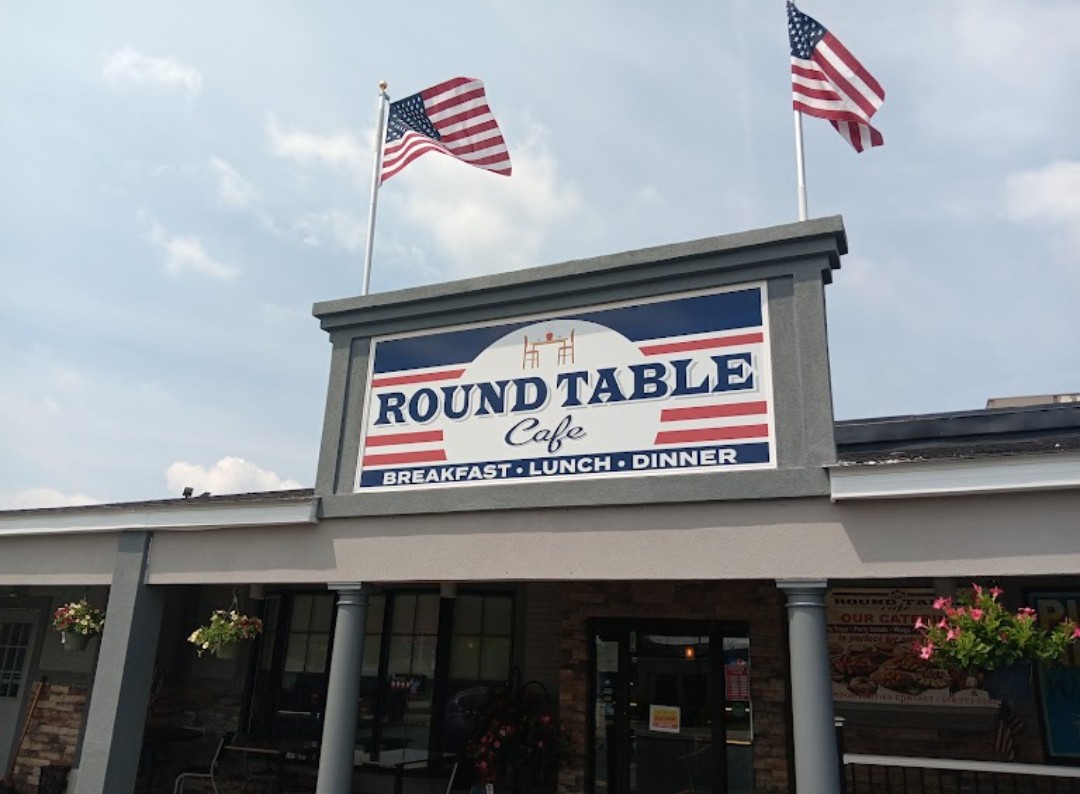 The Round Table Cafe photo 3