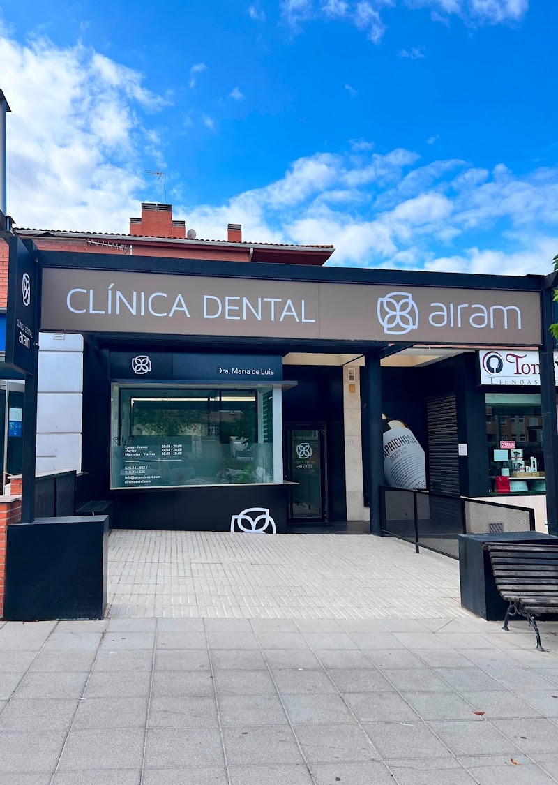 Clínica Dental Airam - Dra. María de Luis