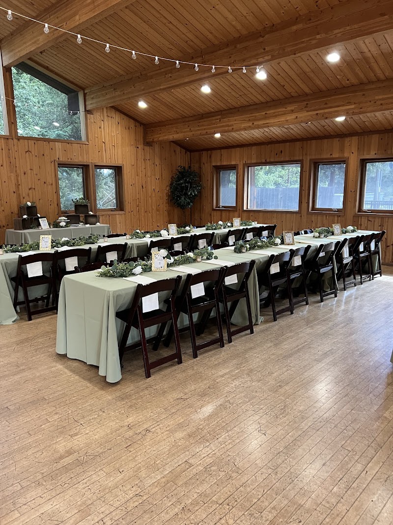 The Pavilion At Redwood Estates