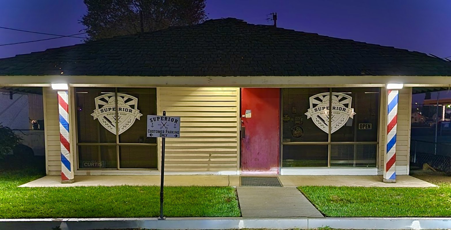 𝕊𝕦𝕡𝕖𝕣𝕚𝕠𝕣 𝔹𝕒𝕣𝕓𝕖𝕣𝕤𝕙𝕠𝕡 & 𝕊𝕙𝕒𝕧𝕖 ℙ𝕒𝕣𝕝𝕠𝕣 photo 1