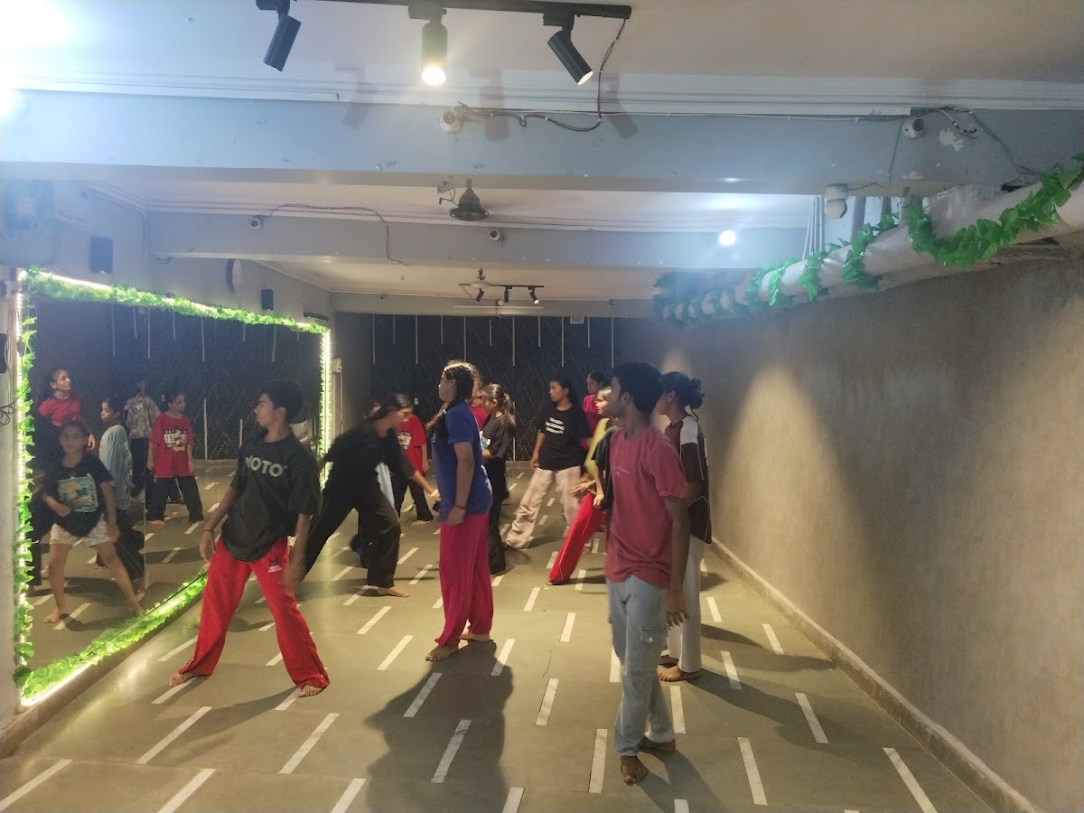Dance Forever Company