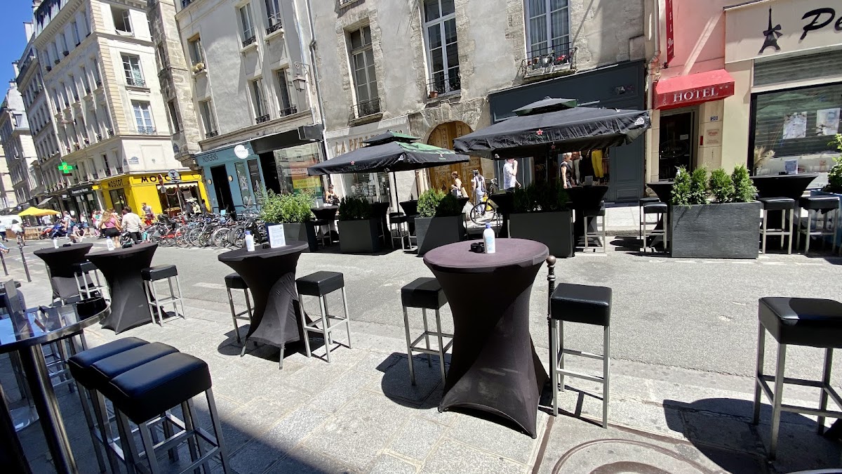 Le Raidd Bar, vue extérieure