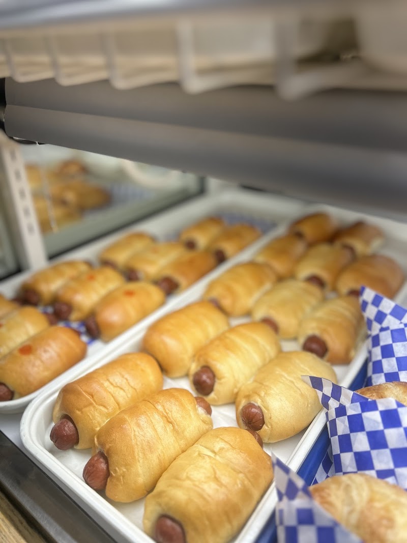 Khamerican Doughnuts & café photo 4