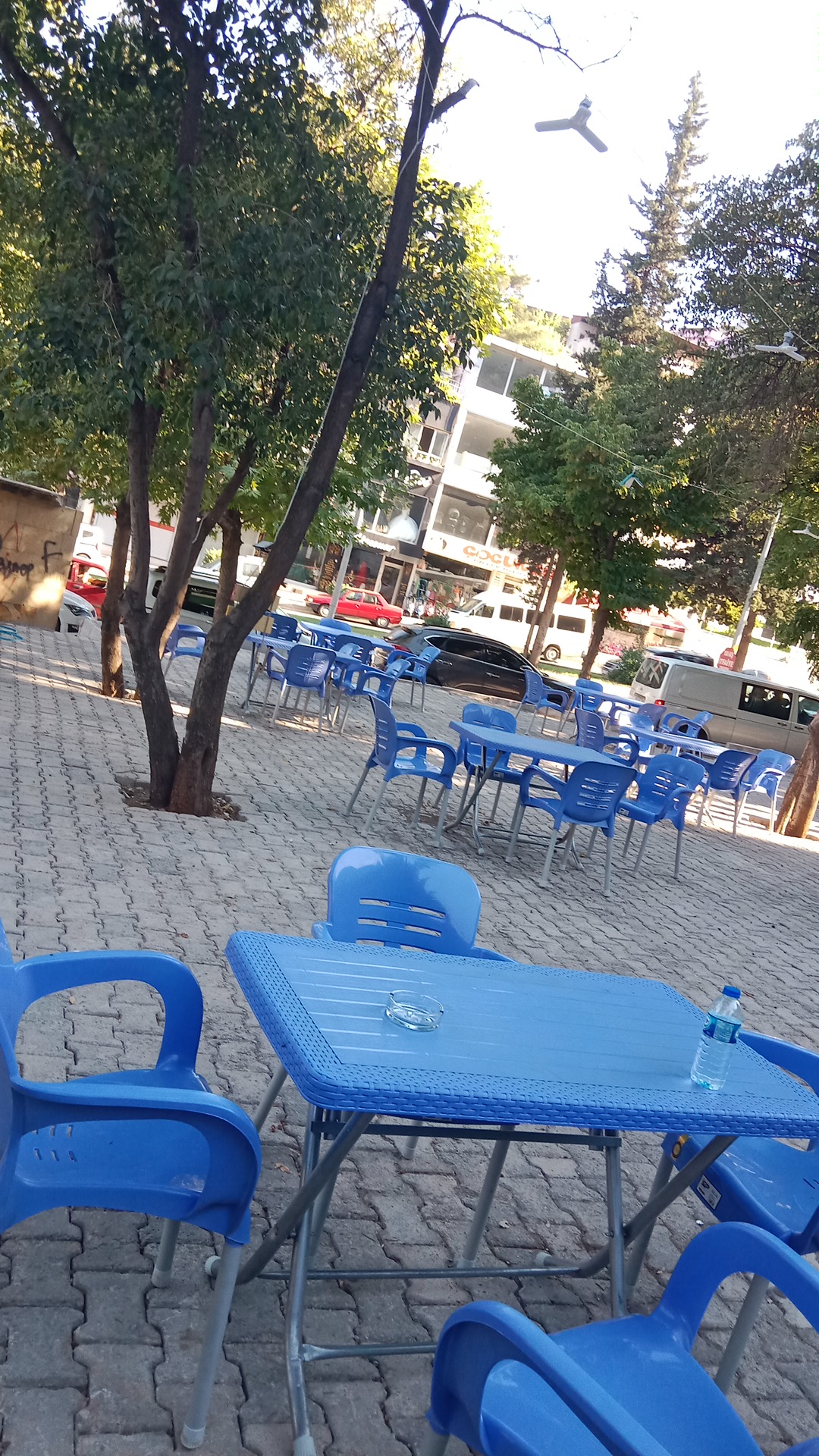 Mavi Bahçe Cafe Bistro mekanı