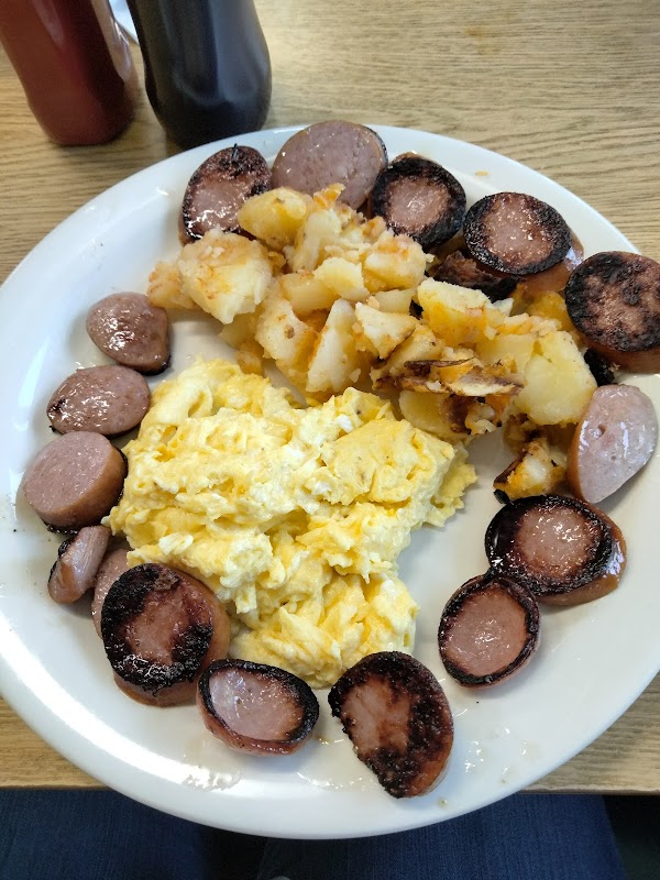 George’s Breakfast & Lunch