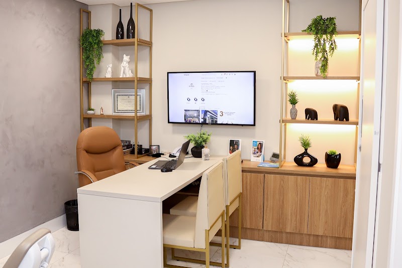 Engel Odontologia Vix - Aparelho Invisalign em Vitória | Prótese Protocolo I Lente de Contato Dental l Implantes Dentários