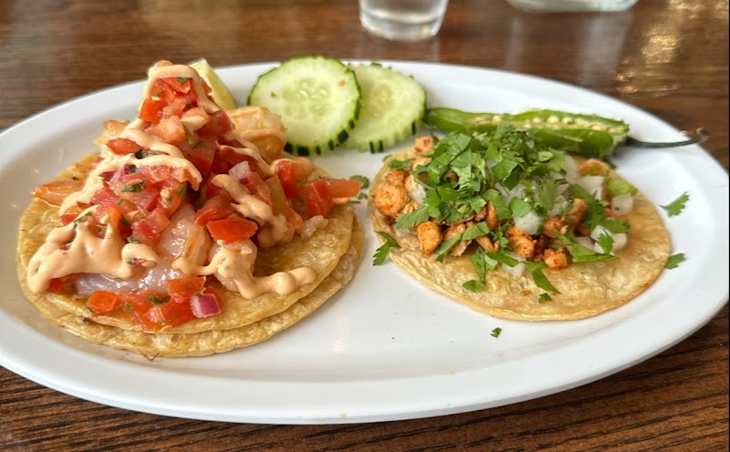 Papi's Taqueria featuring Cachitas Kitchen photo 3