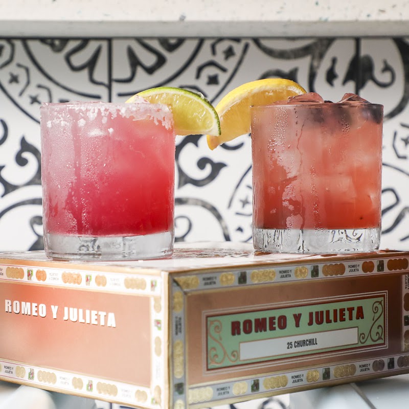 Papi's Taqueria featuring Cachitas Kitchen photo 4