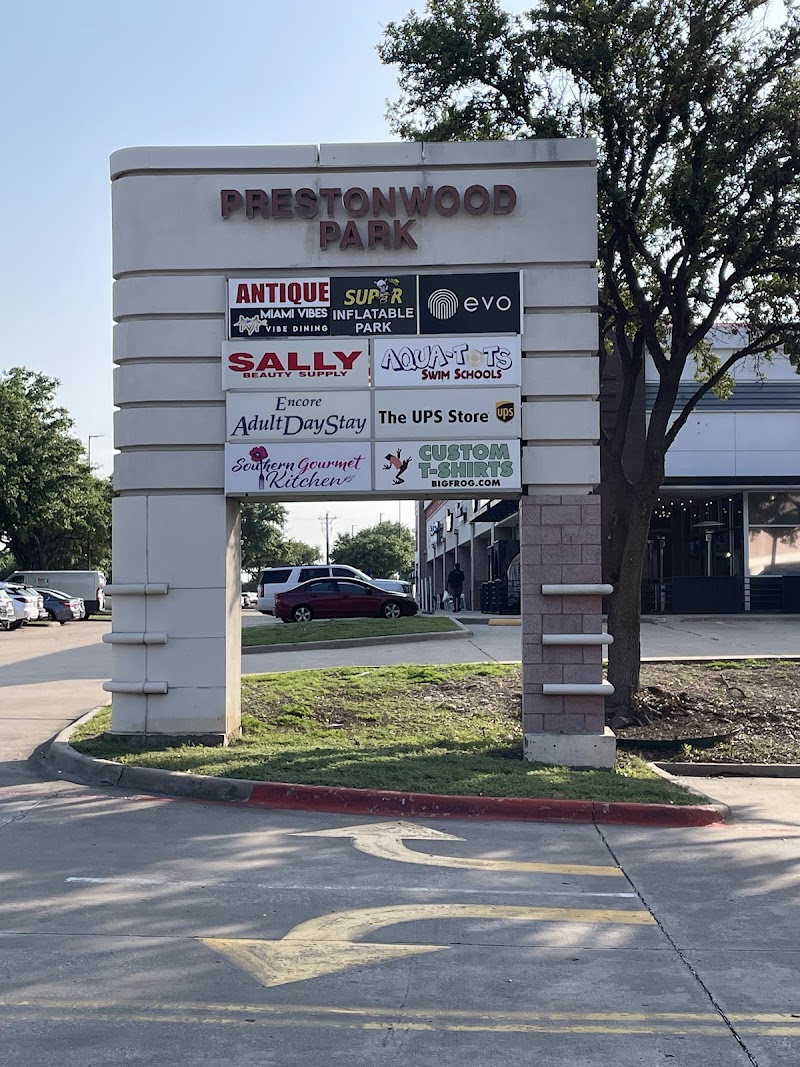 Super Llama Inflatable Park photo 10