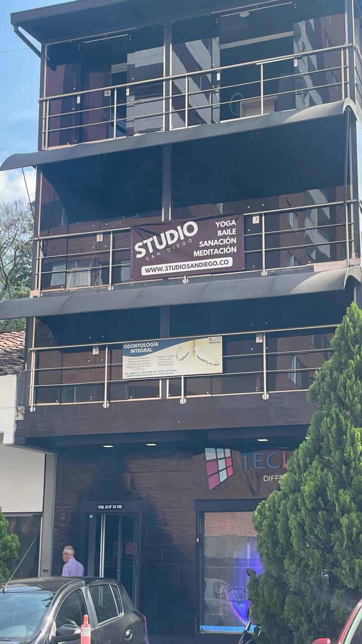 Studio San Diego — 3