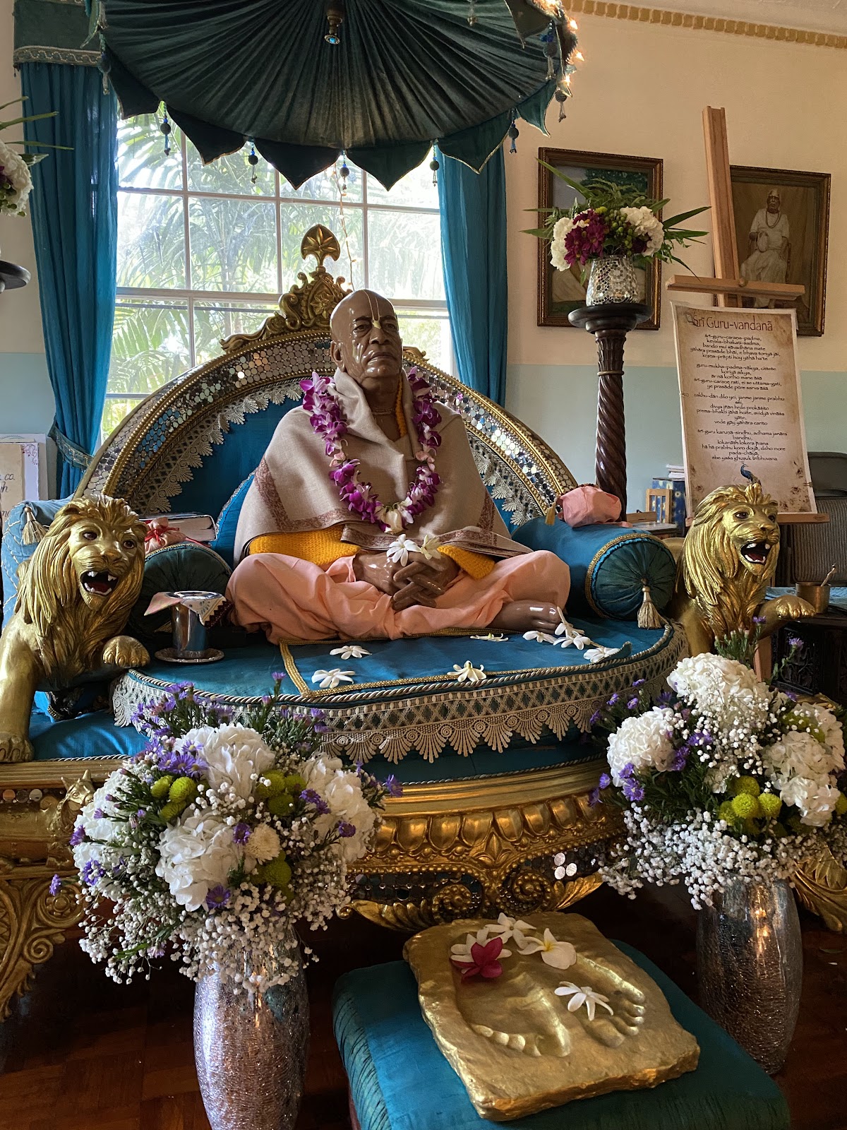 ISKCON Hawaii — 4