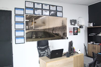 Foto de Oficina Mecânica e Auto-Elétrica RistowCar